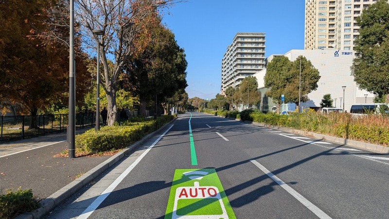 自動運転バス