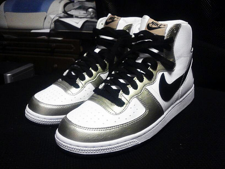 NIKE TERMINATOR HIGH BASIC
