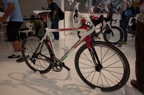 COLNAGO Ferrari