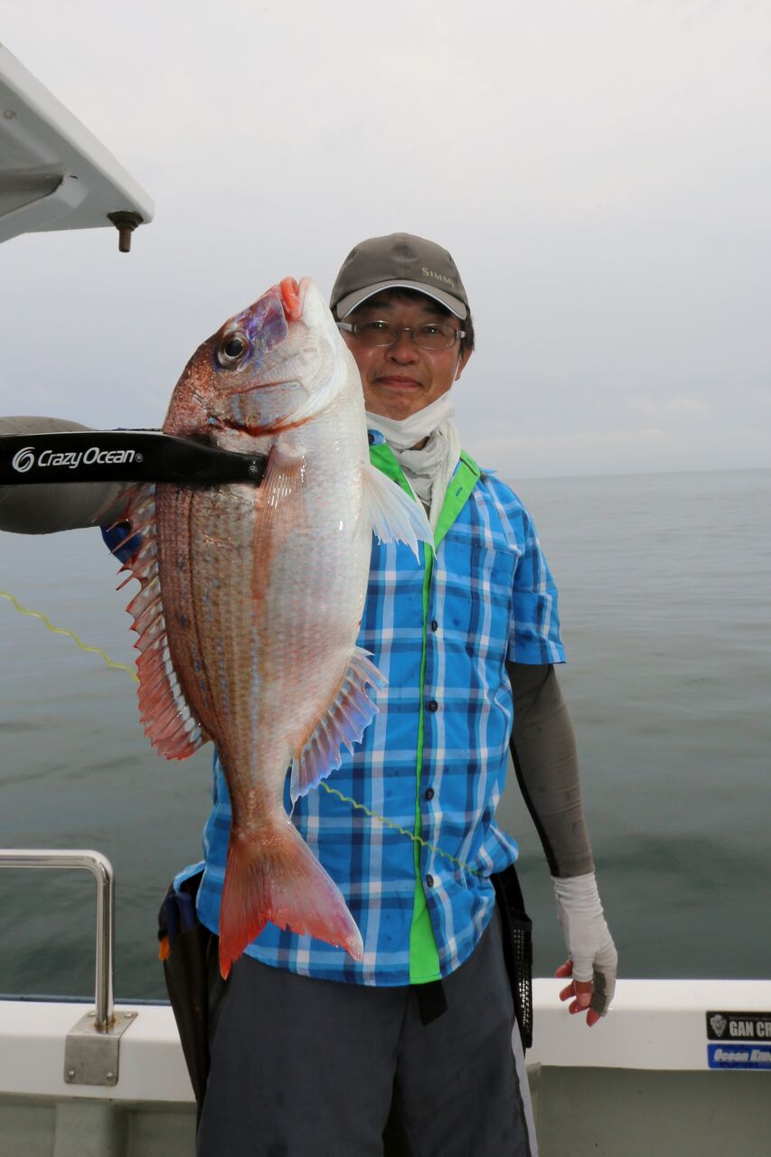 ８月 ８日 釣果 スーパーライトジギング 今季初マダイ おめでとうございます 釣り船 快星丸の釣行記