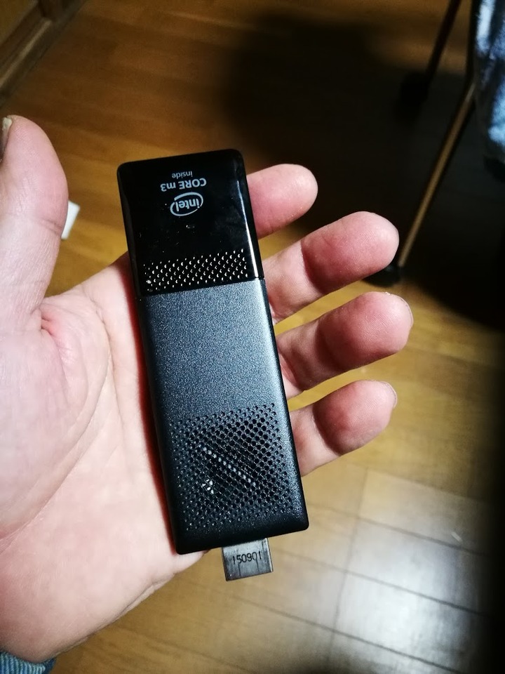 0407スティックPC