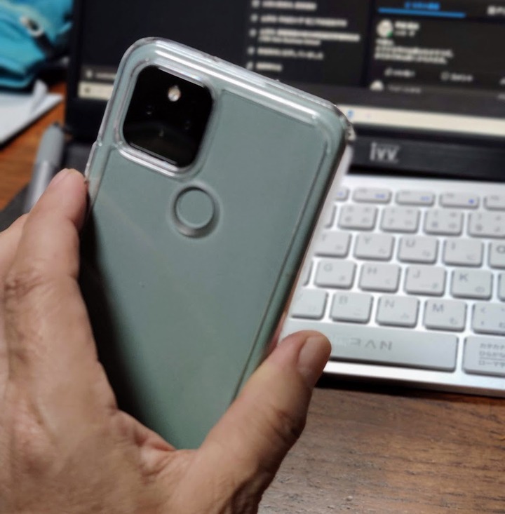 1208メインのpixel5