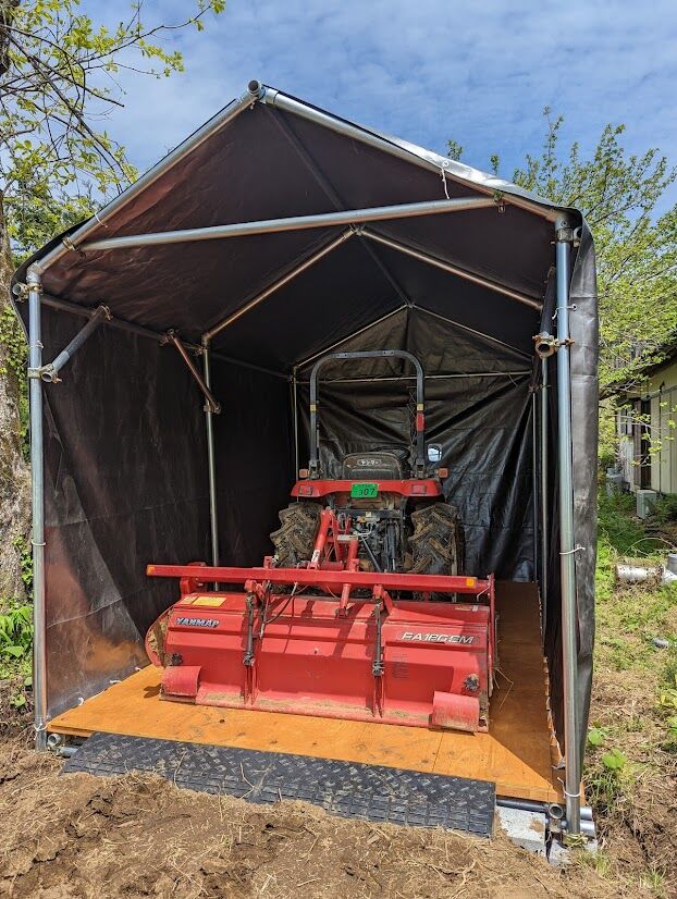 0423トラクター小屋