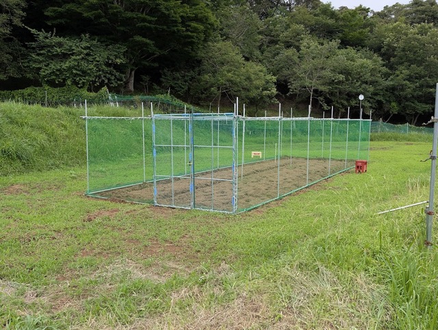 0704防獣シェルター壁網張り