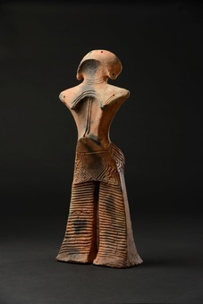 01国宝 縄文の女神 山形県立博物館蔵（10月4日～19日展示）