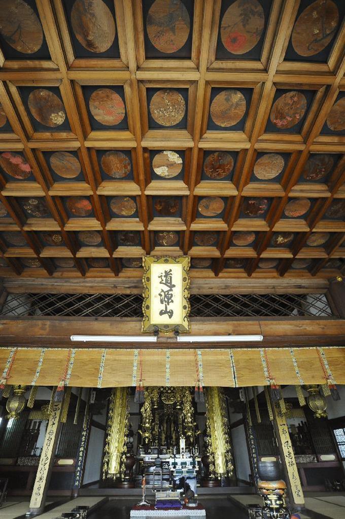 花卉図 四季花卉図（二曲屏風） 文化遺産オンライン