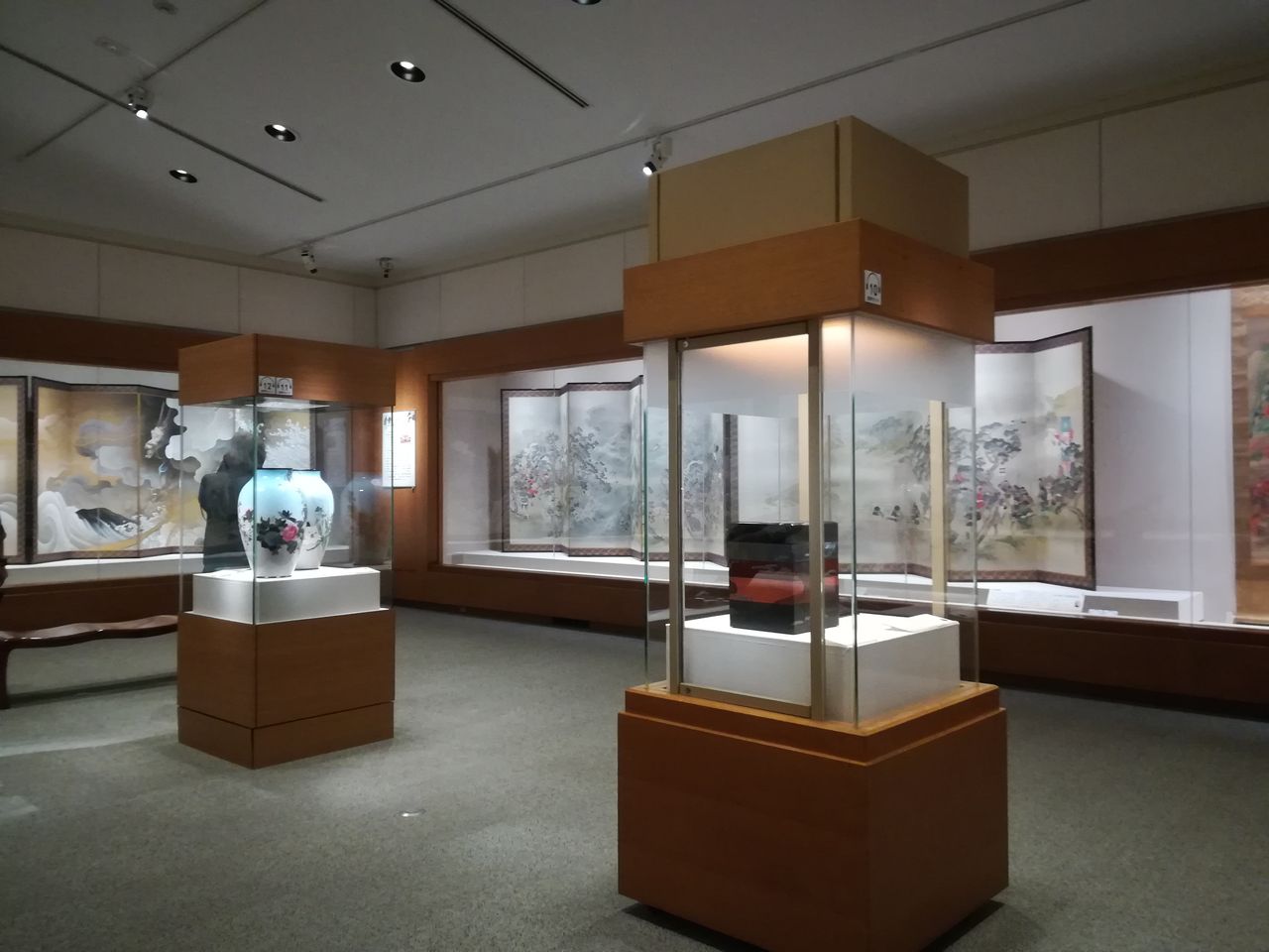 明治時代の美と技の世界「明治150年記念―明治からの贈り物」 静 明治時代の美と技の世界「明治150年記念―明治からの贈り物」 静