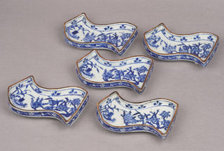 年間リリース3_青花(祥瑞)松竹梅誰袖形皿調整済み