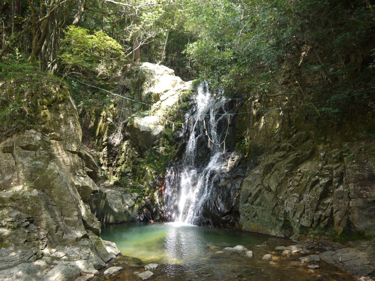 琴弾の滝 を訪ねて 海田の四季
