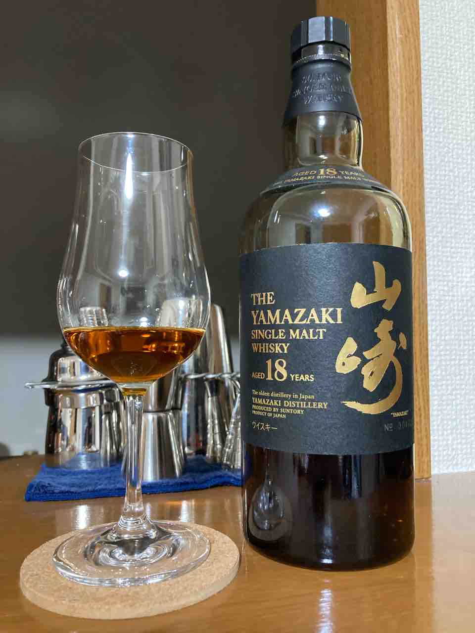 山崎18年　シングルモルトウイスキー 71BDQbTv4fL._UF1000,1000_QL80_.jpg