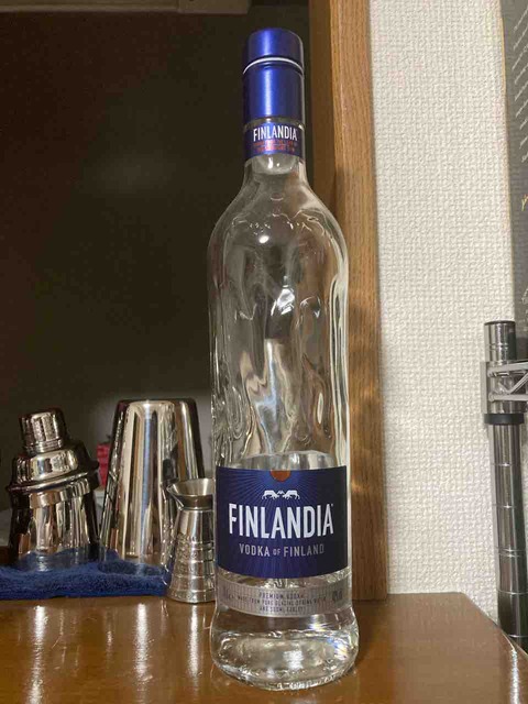 FINLANDIA フィンランディアウォッカパブミラー
