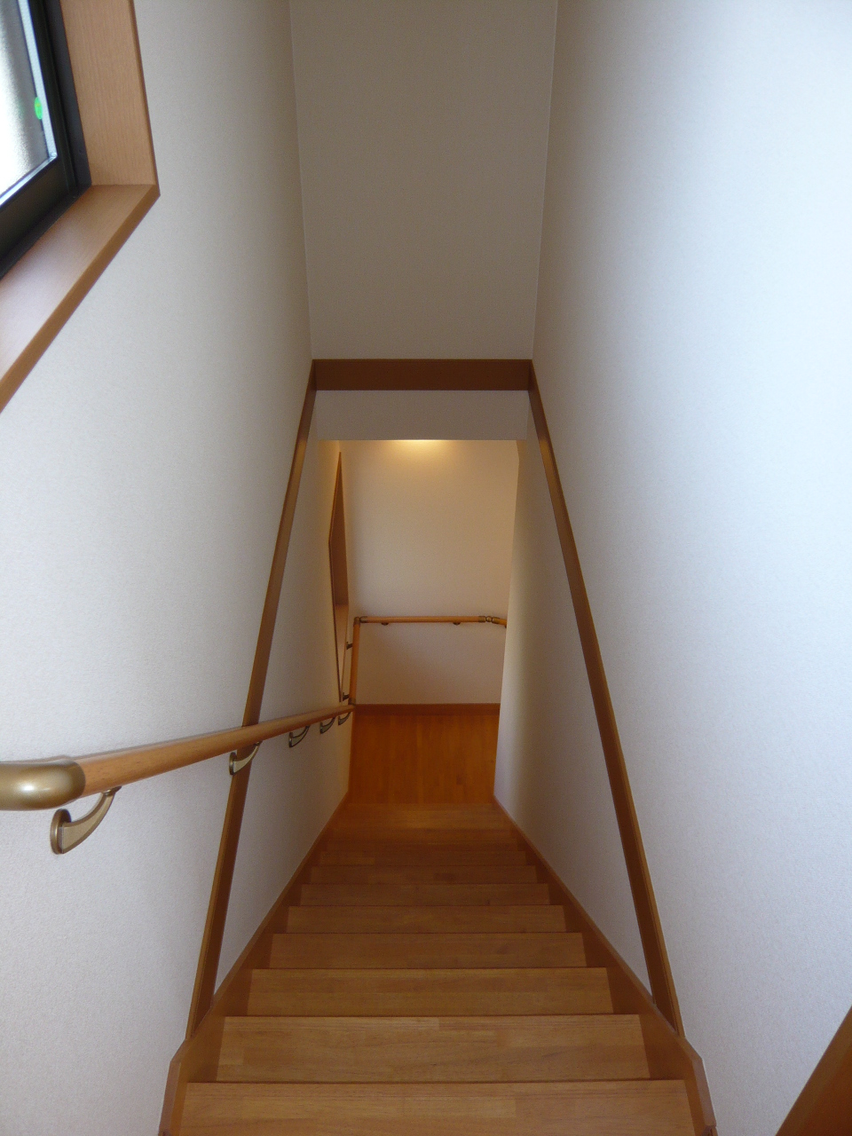 階段 ２ 快適な住まいを増やす会のブログにようこそ