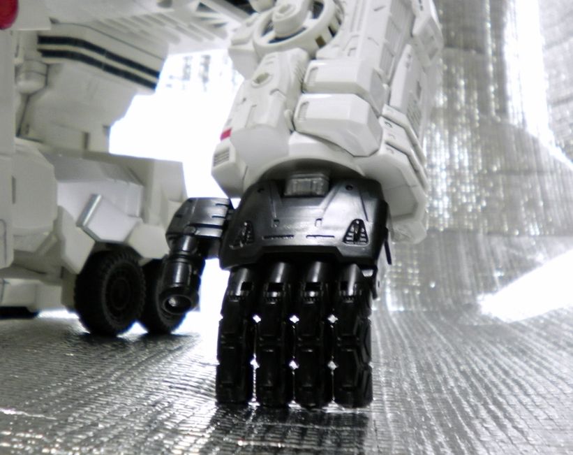 トランスフォーマー　メトロプレックス サードパーティ　シックスガン風 トランスフォーマー メトロプレックス サードパーティ シックスガン風