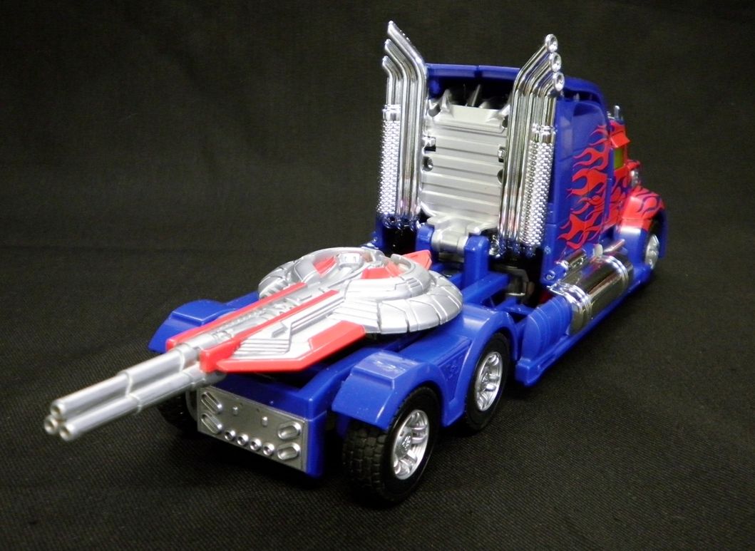 改造品 オプティマスプライム　トランスフォーマー　ロストエイジ 改造品 トランスフォーマー ロストエイジ リアルフィギュア