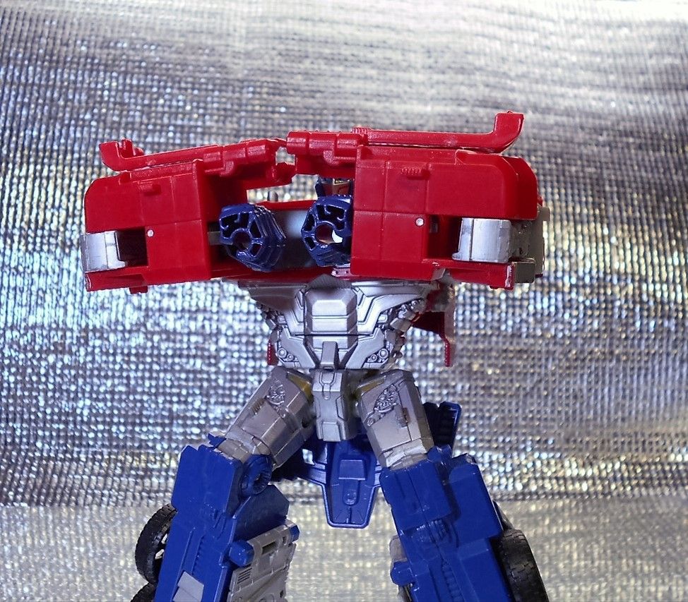 オプティマスプライム（コンバイナーウォーズ） : 玩具店