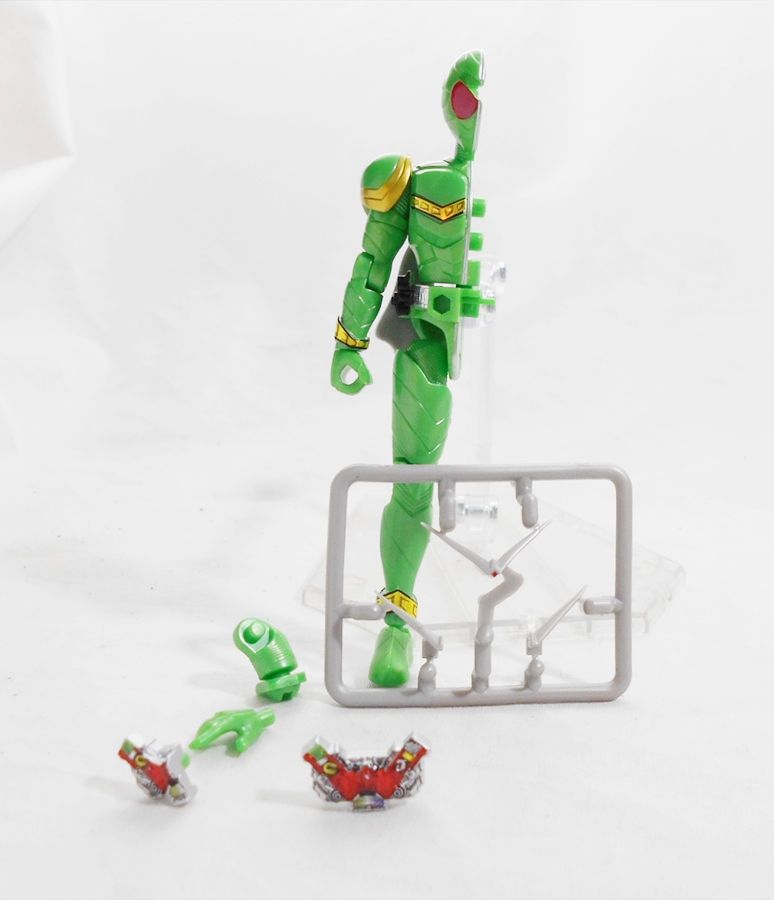 S.H.Figuarts（真骨彫製法） 仮面ライダー新1号 s.h.figuarts 仮面ライダー鎧武