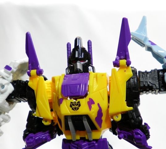 ⭐中古⭐トランスフォーマー G2 ブルーティカス MA0242 トランスフォーマー ジェネレーションズ G2 ブルーティカス