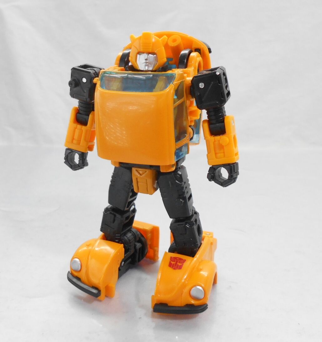 WFC-09バンブルビー : 玩具店：ぜんまいの森