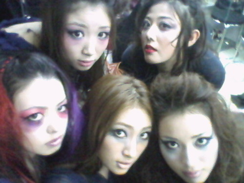 2010073115020000 魔女５　キメ