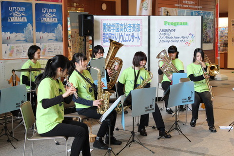 ②