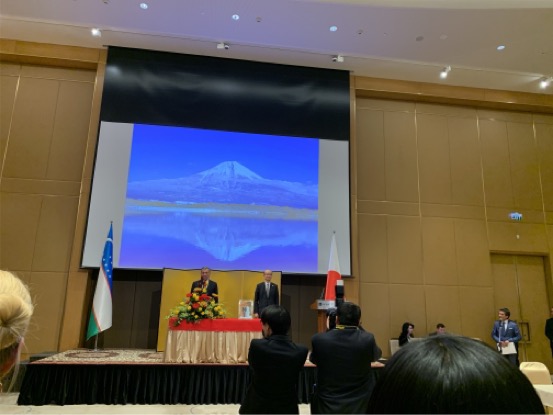 9306159E-0A86-4AC7-95FA-DCCA1D655EEB