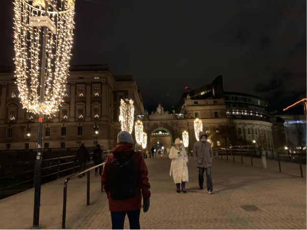 5A72DFAB-1EDD-4C45-89E1-42778C3172B1