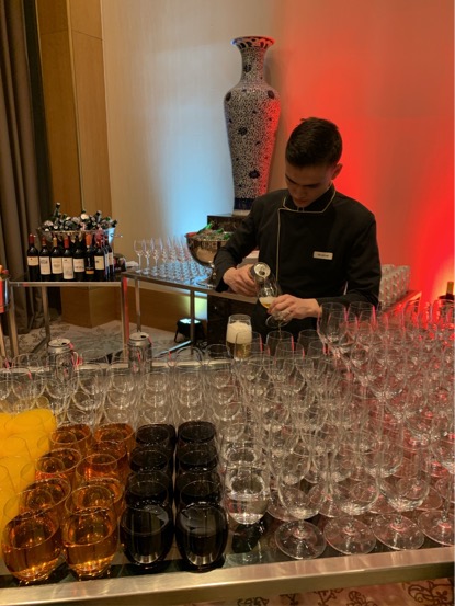 76AFF412-36E0-4841-A014-D64C220FCACC