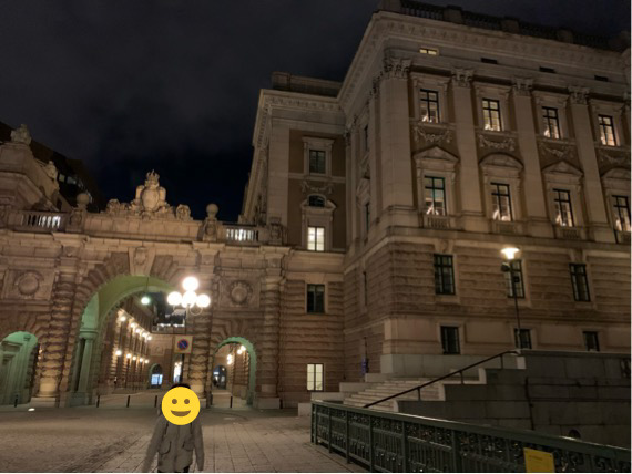 1B8F35B0-804F-484F-85A5-562295745C6C