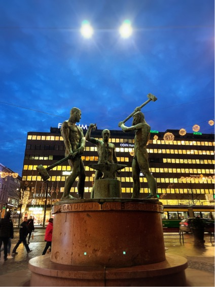 753E108B-4EBC-4403-B50C-954D0126ACA4