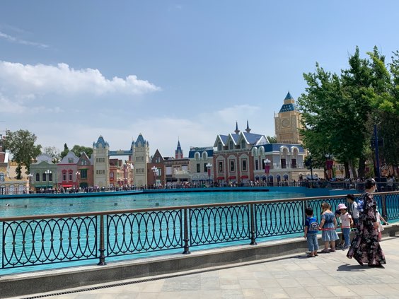 AD04E71A-3D52-4A44-BE1B-71FAC74B1155