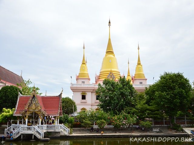 超絶眩い金銀のガラス寺院 ワット タムルー サムットプラカーン かかし バンコク独歩 バンコク半径2時間の旅