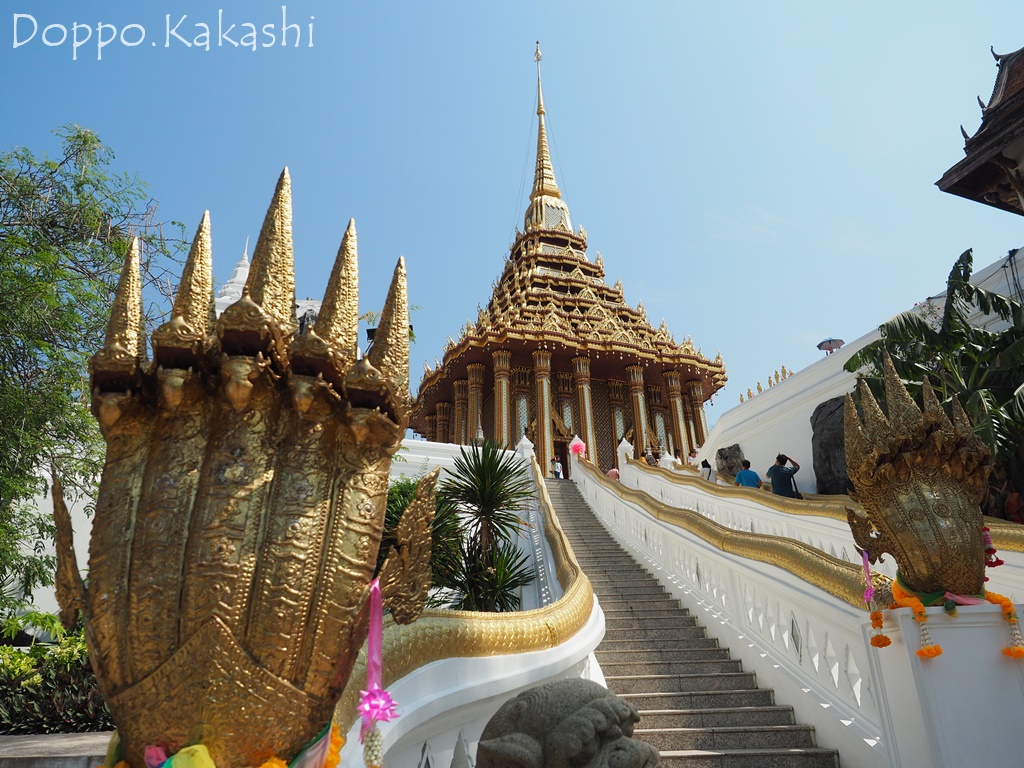 第一級王室寺院 ３００年以上前の歴史を ワット プラプッタバード サラブリ かかし バンコク独歩 バンコク半径2時間の旅