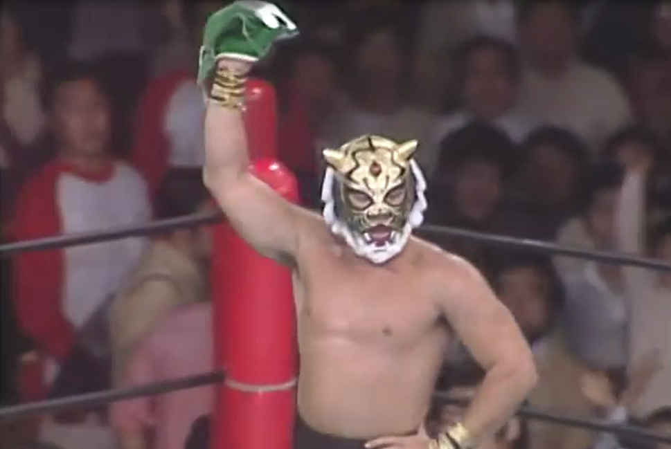 タイガーマスク 対 M・ハリケーン(1981.10.8) : 明るく タイガーマスク 対 M・ハリケーン(1981.10.8) : 明るく