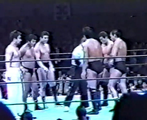 燃えろ！新日本プロレス　22　DVD 藤波辰巳 前田日明 藤原喜明 高田伸彦 Amazon.co.jp: DVD「燃えろ！新日本プロレス vol.22 新日本vsUWF