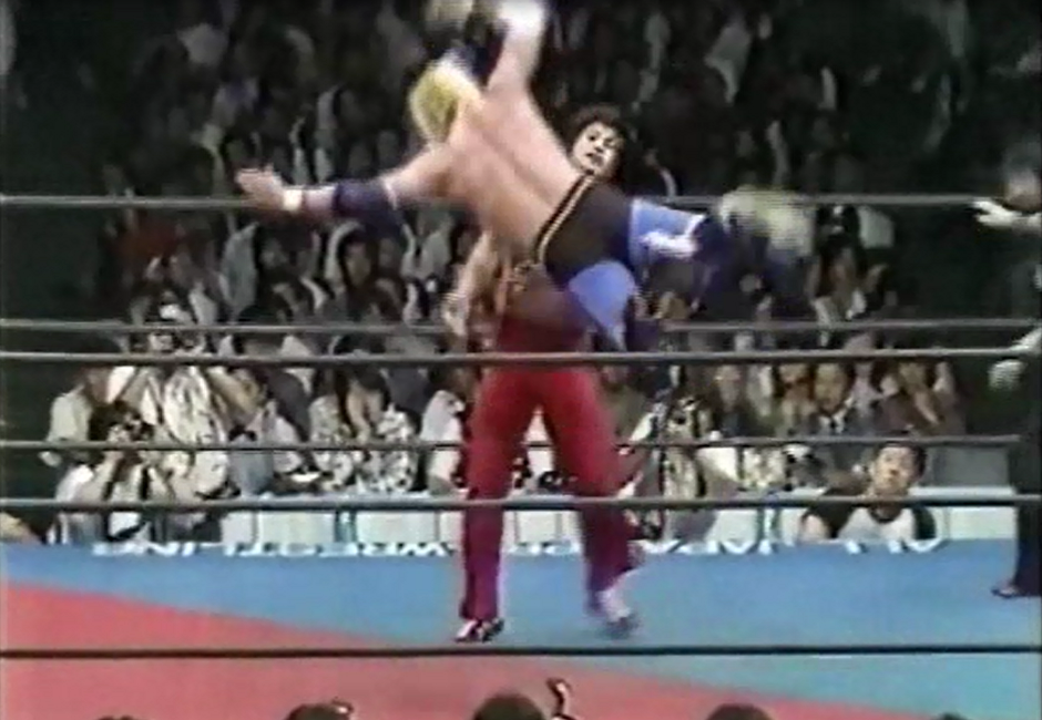 小林邦昭 対 2代目タイガーマスク(1985.6.21) : 明るく 小林邦昭 対 2代目タイガーマスク(1985.6.21) : 明るく