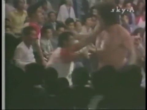 Antonio Inoki vs. Andre the Giant (5-30-78)00h19m38s50