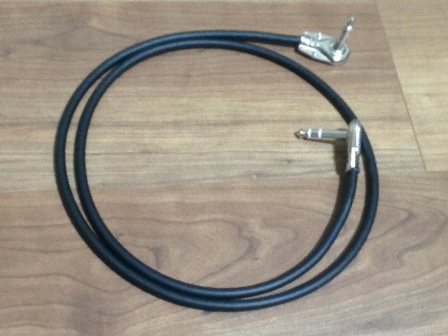 TRSケーブル : ギターサウンド研究録