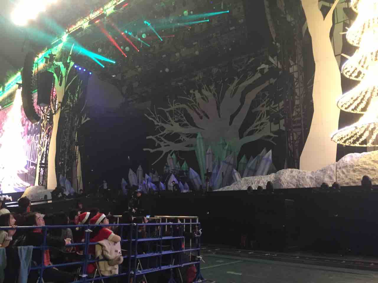 ライブレポート 12 19 L Archristmas 東京ドーム ラルクリスマス 30歳からジャズに熱中したらどうなるのか実験室 ライブレポート 12 19 L Archristmas 東京ドーム ラルクリスマス 30歳からジャズに熱中したらどうなるのか実験室
