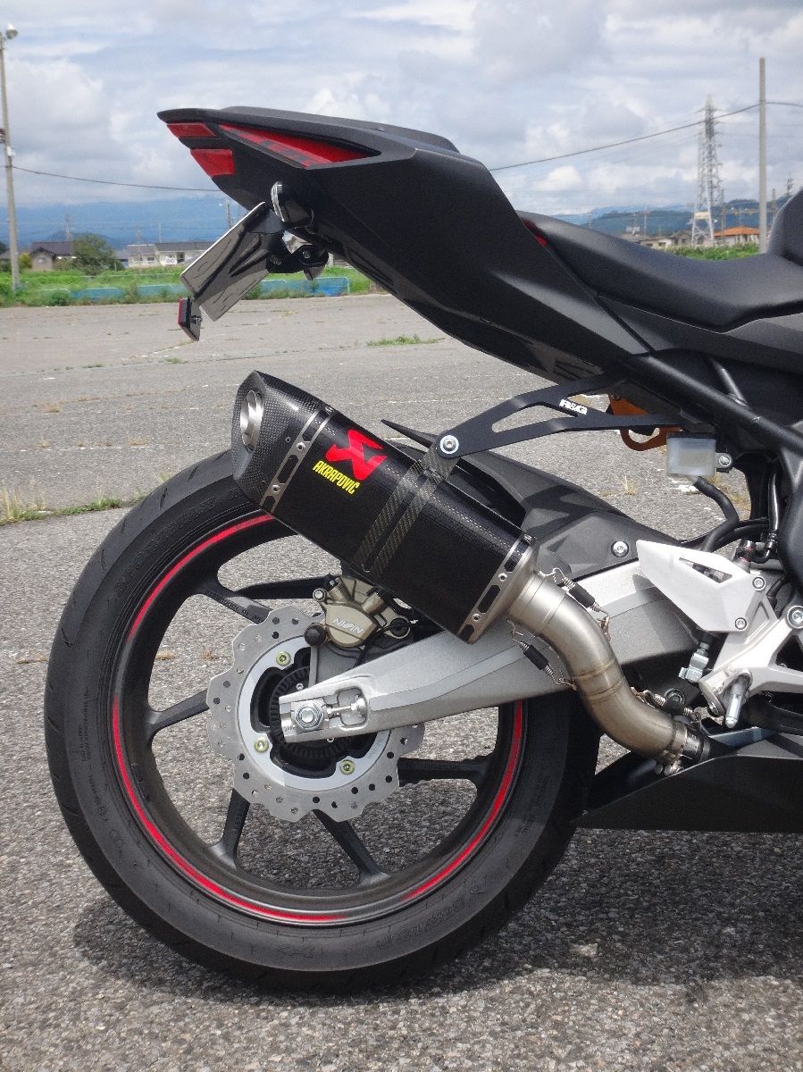 ご検討くださいmmCBR250RR MC51 アクラポビッチ スリップオンマフラー