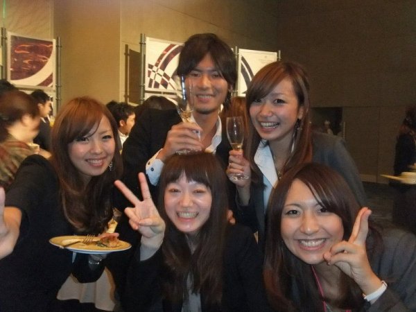 サイバーエージェント社員が 美人ばかりでヤバイ と話題 ネット 完全に顔だけで選んでいるな カクサンキボウ 拡散希望速報ー サイバーエージェント社員が 美人ばかりでヤバイ と話題 ネット 完全に顔だけで選んでいるな カクサンキボウ 拡散希望速報ー