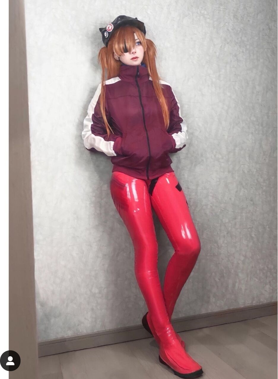 画像 ロシアの白人美少女がエヴァのアスカのコスプレをしてしまう 漫まと