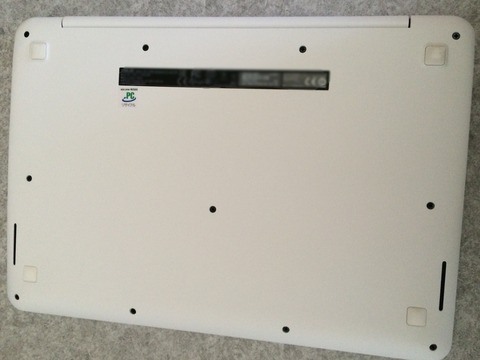 Chromebook C300MA 本体裏面