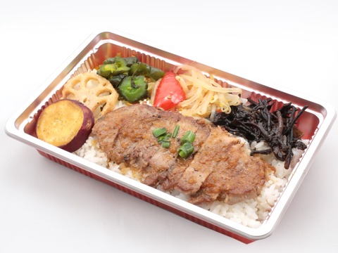 ⑭〇ポワッソンブラン_ステーキ丼_1_20211112①