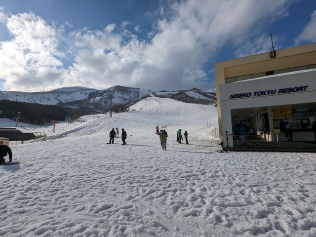 PXL_20230316_061514748
