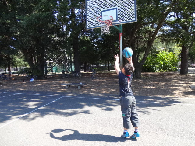 小金井公園に行きました あばれんぼうの王様たち