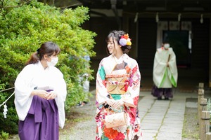 鎌倉宮ご祈祷プラン 成人式振袖 前撮り  ロケーションフォト7