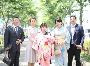 鎌倉お宮参り 若宮大路 鎌倉段葛