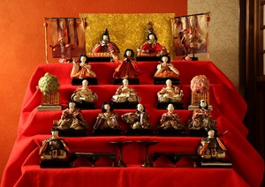 雛人形 3月3日 桃の節句 ひな祭り