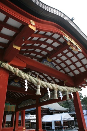 鶴岡八幡宮舞殿