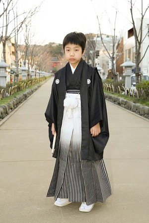 鎌倉小学生卒業袴男児3